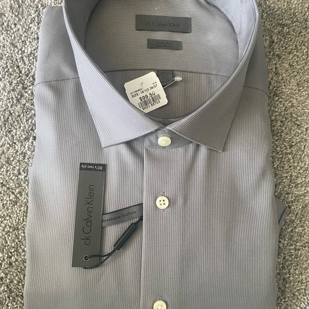 Calvin Klein Mens slim fit dress shirt